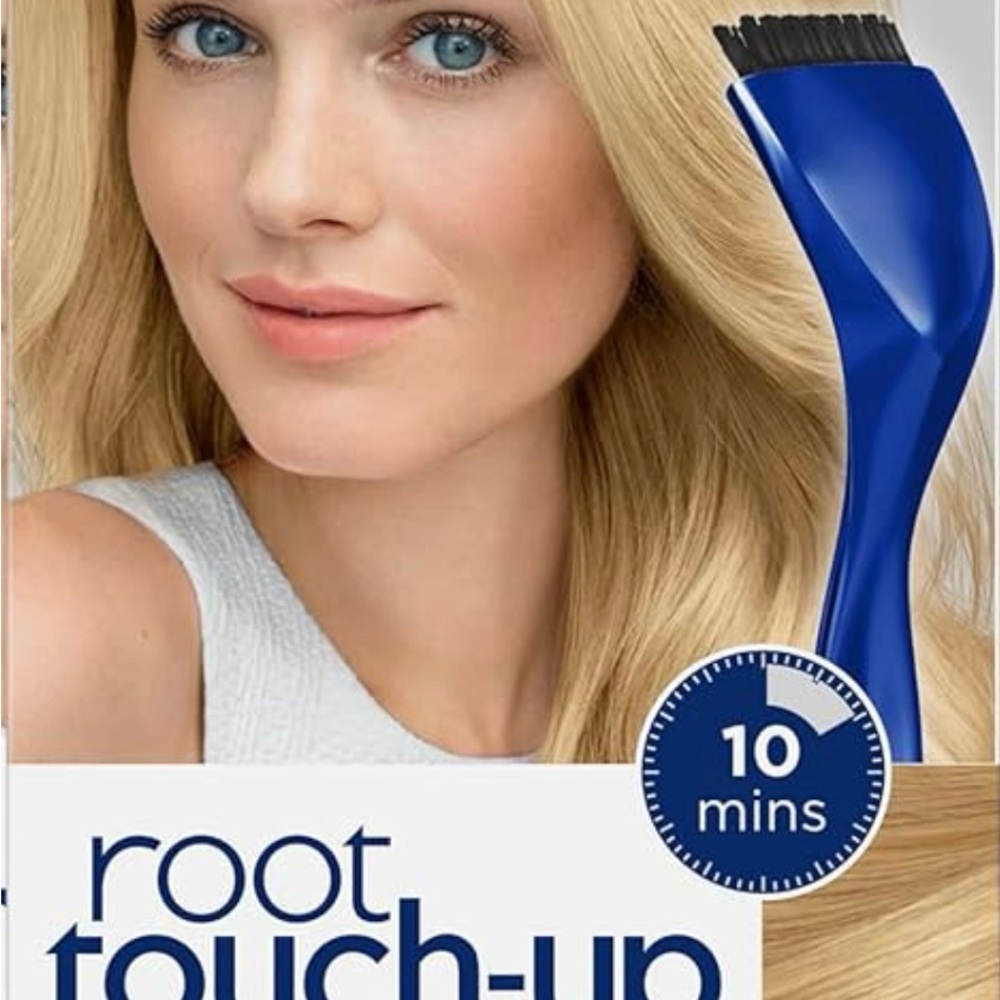 Root Touch-Up Kit in Extra Light Blonde 10 by Clairol